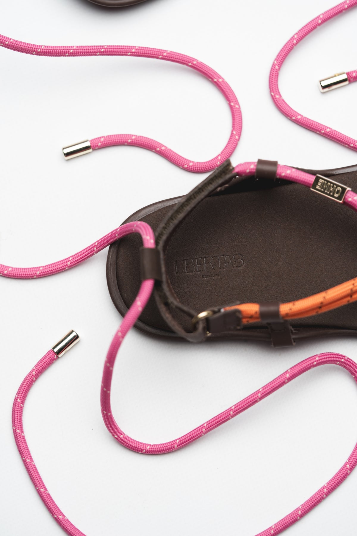 Sandalias Libertas x Ohne Project