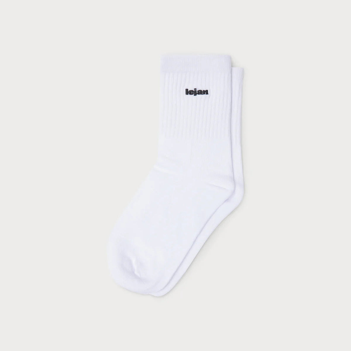 Single White Essential Black