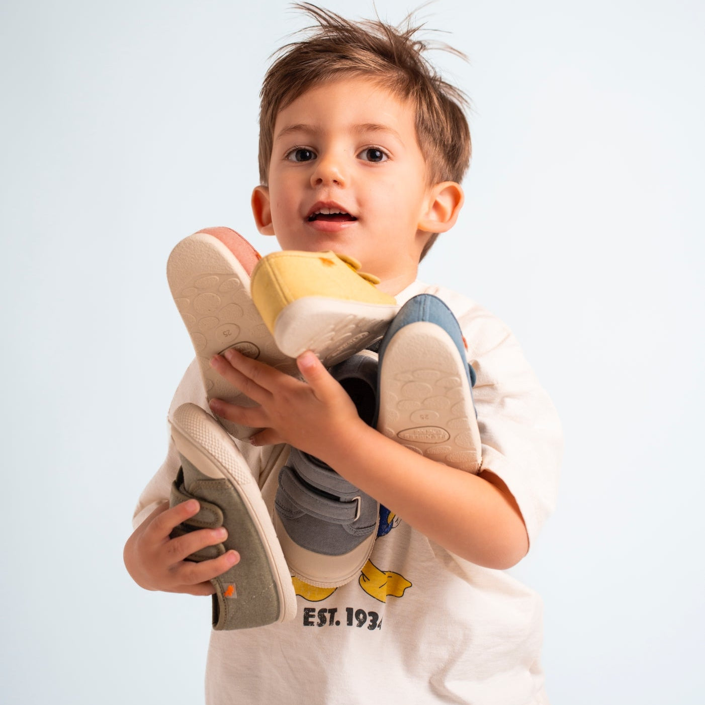 ZAPATILLAS DE LONA - MOSTAZA